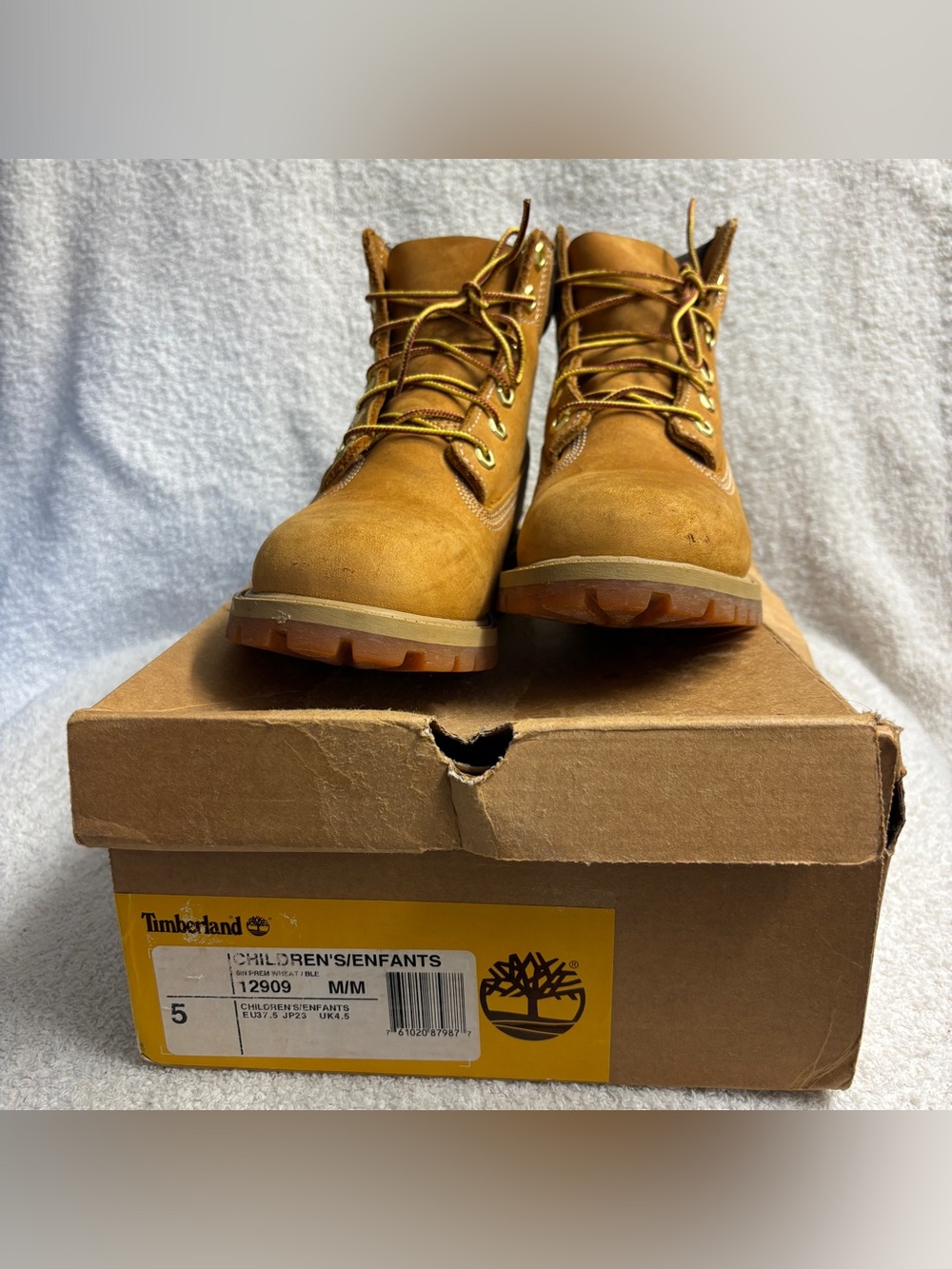 Timberland Asphalt Boys Leather Boots in size 5Y